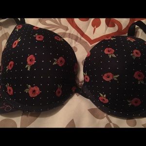 36C Jessica Simpson bra